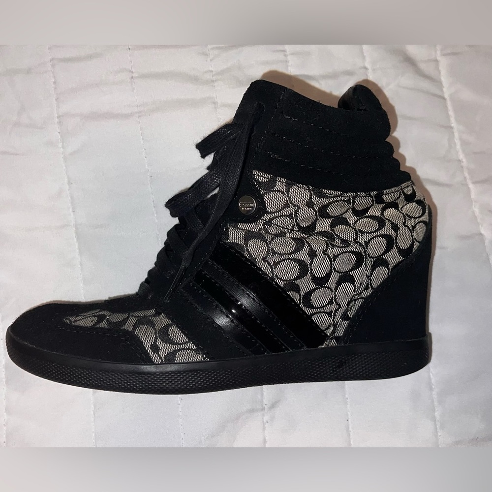 Coach, Size: 6, Blank and gray